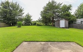 Quaint Jacksonville Getaway Near Camp Lejeune!